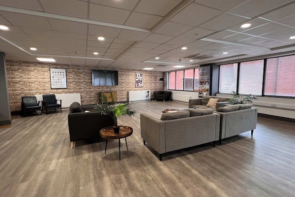 Coin salon dans le hall