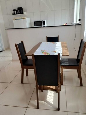 Family House, 1 Bedroom | Living area