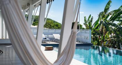 Villa Paruline with swimming pool tropical garden and sea view