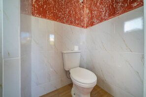 Double Room | Bathroom