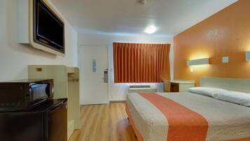 Studio | Desk, free WiFi, bed sheets