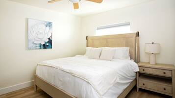 2 bedrooms, desk, iron/ironing board, travel cot