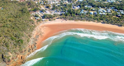 Sorrento on Jeffery - perfectly located directly across from the main beach & park