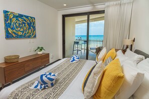 2 bedrooms, in-room safe, desk, iron/ironing board