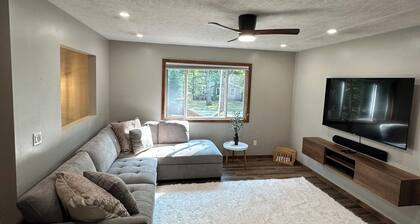 Great 3-bedroom home near Interlochen Arts Academy, State Park, lakes and more!