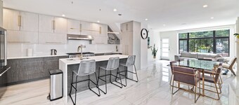 Designer Home Patio Parking