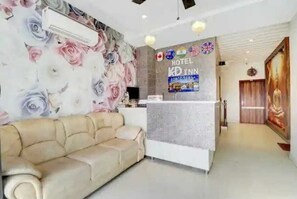 Reception - SONACHI KD INN (Amritsar)