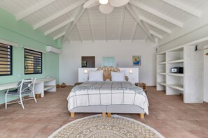 6 bedrooms, desk, iron/ironing board, free WiFi