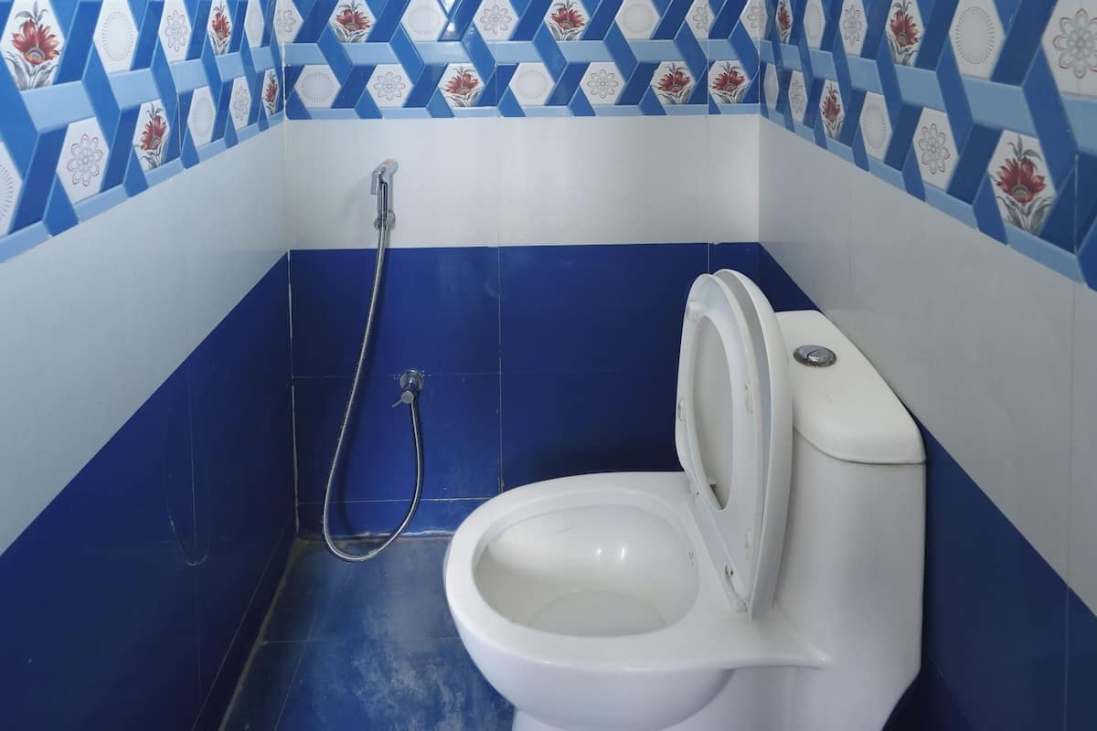 Standard Single Room | Bathroom