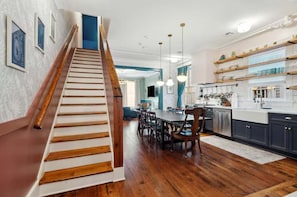 Interior - Stylish Group Stay, 2 Units w/Award-Winning Design (New Orleans)