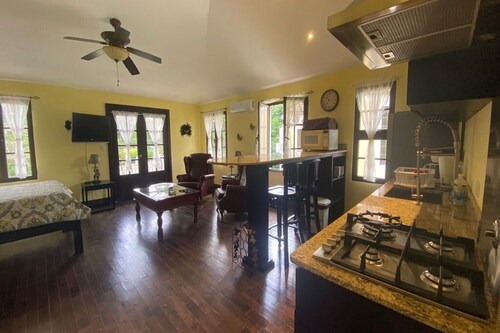 Chic 1-bedroom with WiFi and AC in enchanting Río Hato