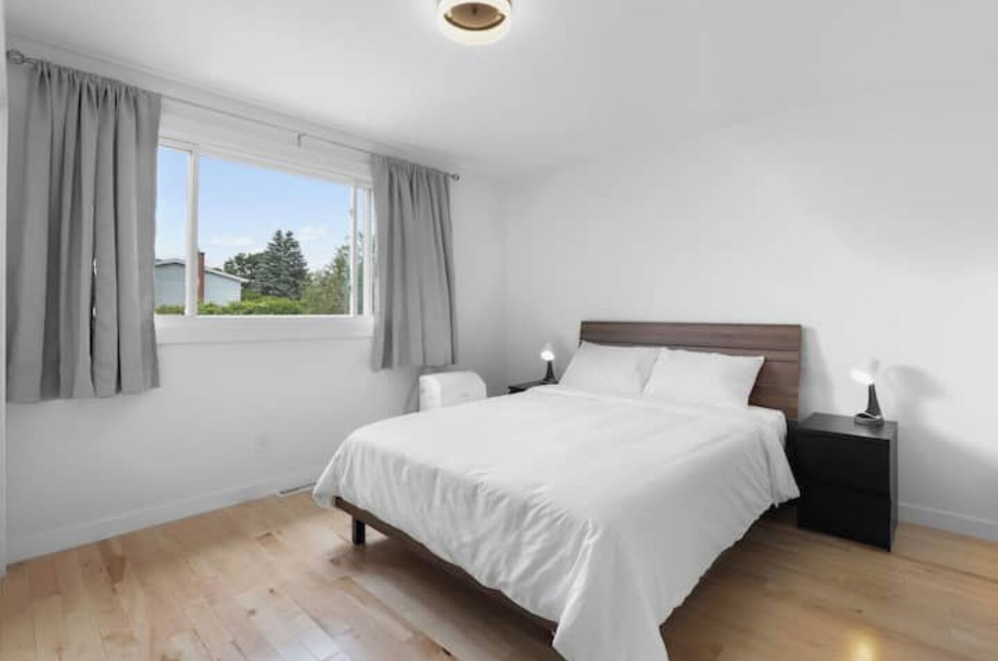 4 Schlafzimmer, Bügeleisen/Bügelbrett, WLAN, Bettwäsche