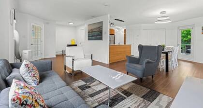 Lovely 2-bedroom Apt. in DIX30 close to DT