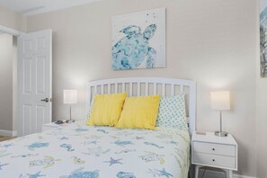 4 Schlafzimmer, Schreibtisch, Bügeleisen/Bügelbrett, WLAN