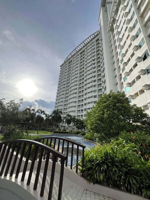 Property amenity - Affordable Alabang Staycation (Muntinlupa)