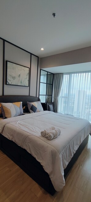 3 soverom, strykejern/-brett, wi-fi og sengetøy