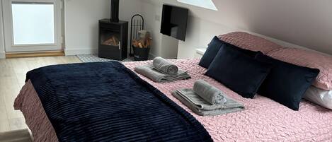 1 camera, ferro/asse da stiro, Wi-Fi gratuito, lenzuola