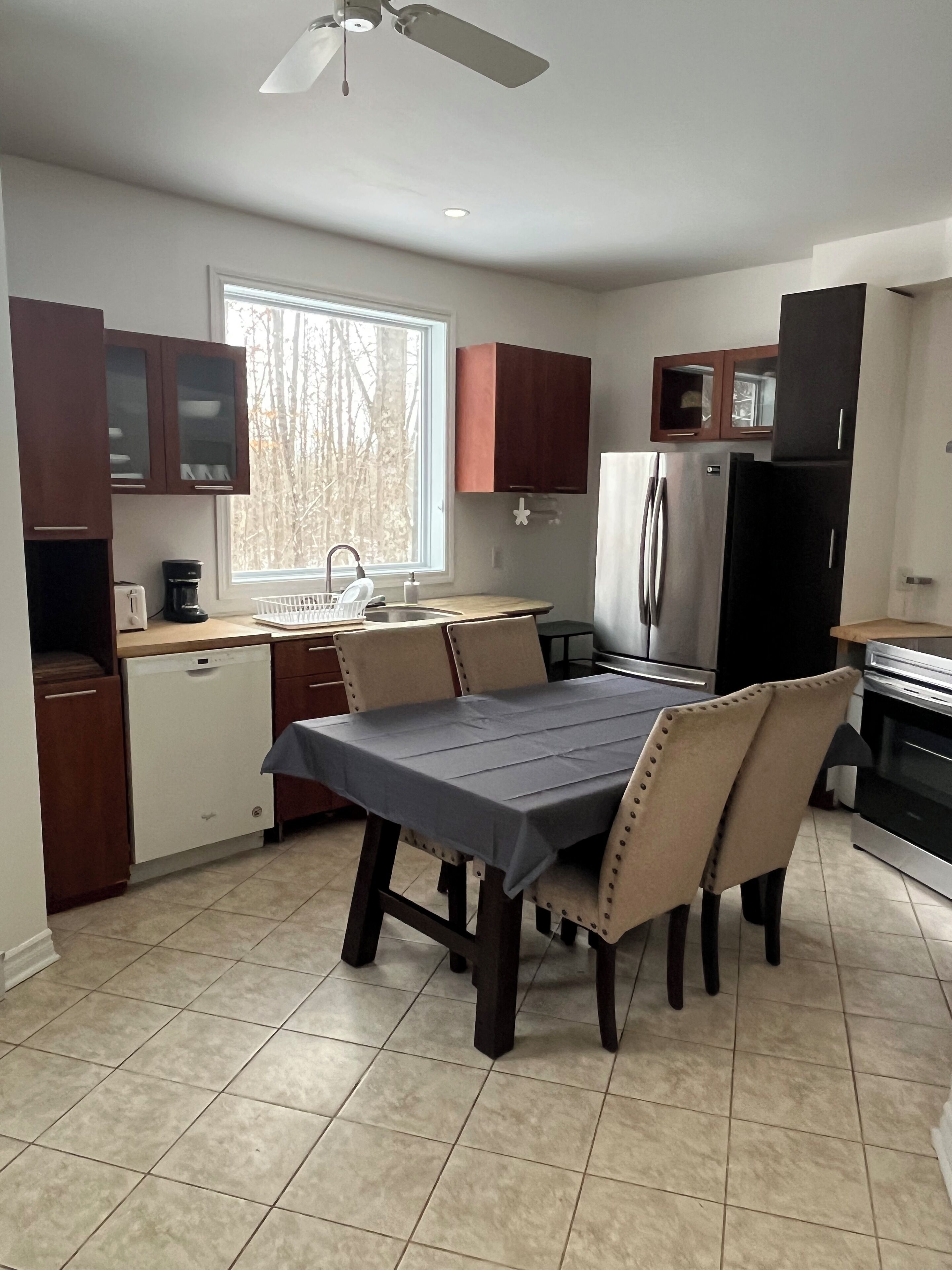 Microonde, forno, piano cottura, lavastoviglie