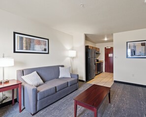 Bureau, fer et planche à repasser, Wi-Fi gratuit, draps fournis