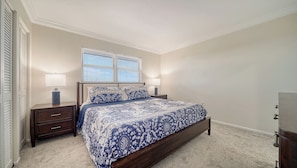 2 bedrooms, iron/ironing board, WiFi, bed sheets - Condo #421  Steps to Siesta Key Beach! (Sarasota)