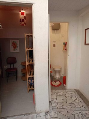 Economy Twin Room | Free WiFi - ACasa Café Arte Hospedaria (São Paulo)