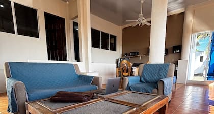Charming 2-bedroom villa in delightful San Blas Beach, La Libertad with WiFi, AC