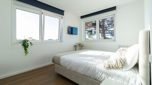 5 chambres, fer et planche à repasser, Wi-Fi gratuit, draps fournis