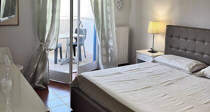 Suite-Near Airport & Hospital