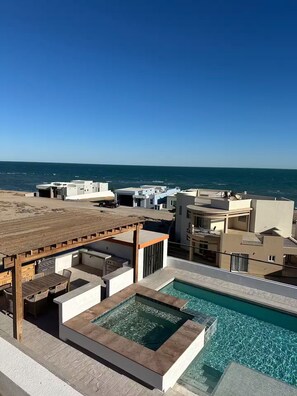 Piscine extérieure, piscine chauffée