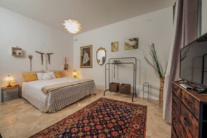 House, 2 Bedrooms, Balcony | 2 bedrooms, laptop workspace, free WiFi - Master Clod Guest House (Castelletto Sopra Ticino)