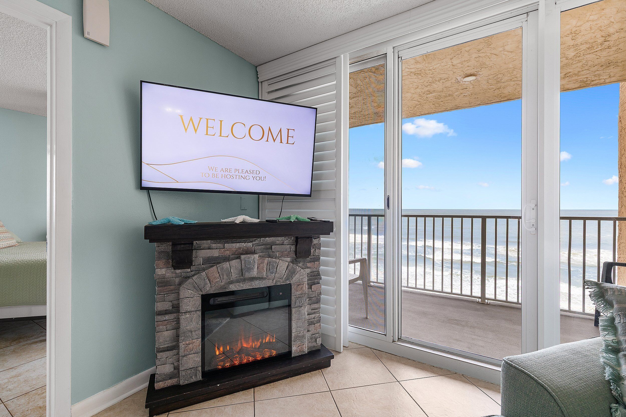 智能電視、足球機