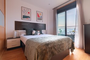 Free WiFi, bed sheets - Suite Dekuxe By Aragon (Vigo)