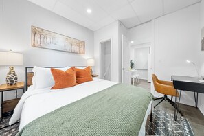 2 bedrooms, iron/ironing board, WiFi, bed sheets