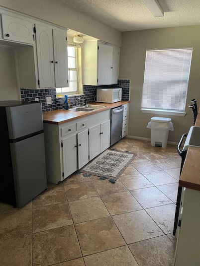 Cozy house in welcoming Wichita Falls!