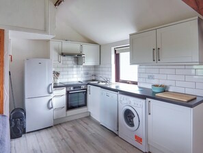 Dishwasher - 2 bedroom accommodation in Bude (Bude)