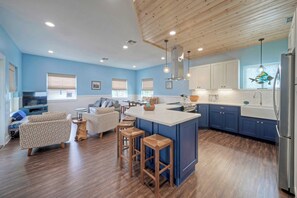 House (3 Bedrooms) | Interior - Luxe Coastal Stay w/ Private Pool, Walk to Beach Leave of Absence by Avantstay (Port Aransas)