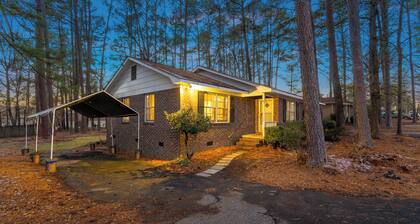 Cozy Modern Duplex Near Downtown Spartanburg