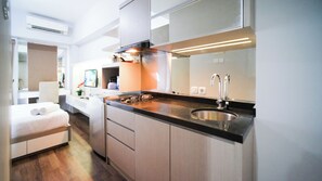 Standard Studio, 1 Bedroom (Apartment) | Private kitchen