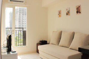 Interior - Nice and Comfort 1BR with Extra Room at Podomoro Golf View Apartment (Gunung Putri)