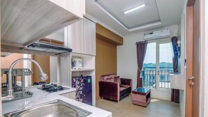 Unclassified image, 4 of 16, button - Tranquil and Simply 2BR Podomoro Golf View Apartment (Gunung Putri)