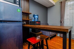 Standard Apartment, 1 Bedroom (Apartment) | Private kitchen | Fridge, rice cooker