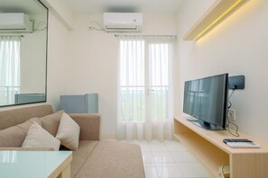 Standard Apartment, 1 Bedroom (Apartment) | Living area