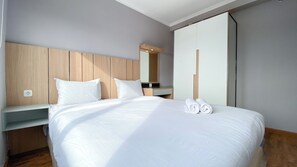 Standard Apartment, 1 Bedroom (Apartment) | 3 bedrooms - Best Deal and Homey 3BR Podomoro Golf View Apartment (Gunung Putri)