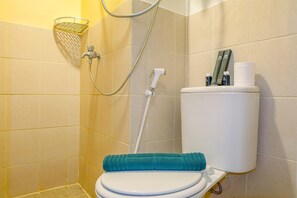 Standard-huoneisto, 1 makuuhuone (Apartment) | Kylpyhuone | Suihku, ilmaiset hygieniatuotteet, pyyhkeet