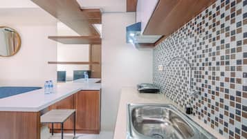 Standaard appartement, 1 slaapkamer (Apartment) | Privékeuken | Een koelkast, een rijstkoker