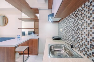 Standard Apartment, 1 Bedroom (Apartment) | Private kitchen | Fridge, rice cooker