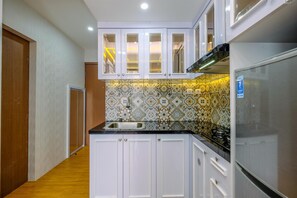 Apartament estàndard, 1 dormitori (Apartment) | Cuina privada | Frigorífic i arrossera