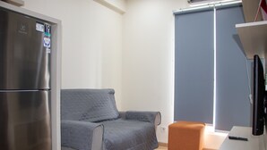 Unclassified image, 5 of 18, button - Well Furnished 2BR at Podomoro Golf View Apartment (Gunung Putri)