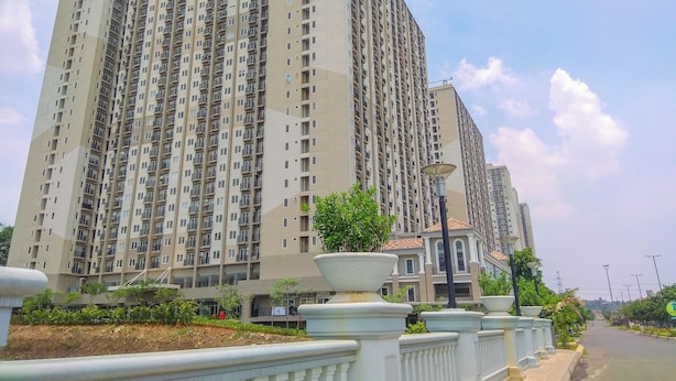 Unclassified image, 1 of 15, button - Comfortable and Lovely Studio Podomoro Golf View Apartment (Gunung Putri)