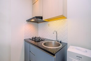 Standard Apartment, 1 Bedroom (Apartment) | Private kitchen | Fridge, rice cooker - Best Deal and and Cozy 2BR Podomoro Golf View Apartment (Gunung Putri)